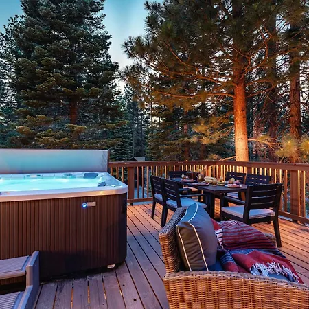 Wolfe By Avantstay 5Mins Northstar W Hot Tub, Fireplace, 2 Private Decks